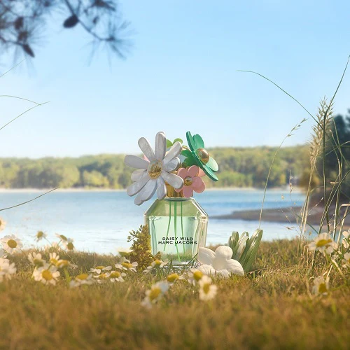 Marc Jacobs Daisy Wild 50ml Eau De Parfum Spray - Image 4