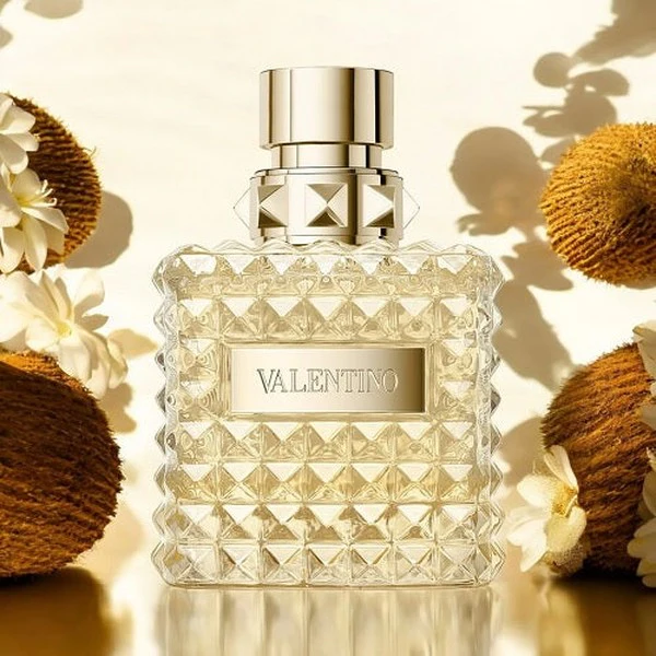 Valentino Donna Born In Roma The Gold 50ml Eau De Parfum Spray - Image 3