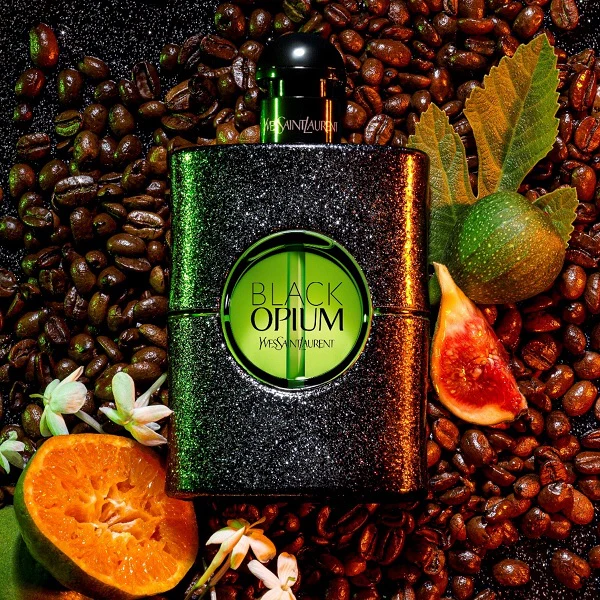 Yves Saint Laurent Black Opium Illicit Green 30ml Eau De Parfum Spray - Image 3