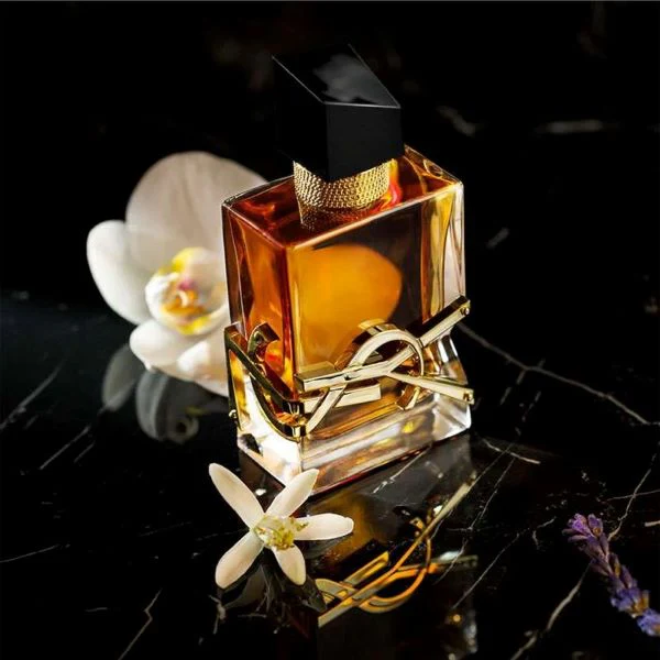 Yves Saint Laurent Libre 30ml Le Parfum Spray - Image 3