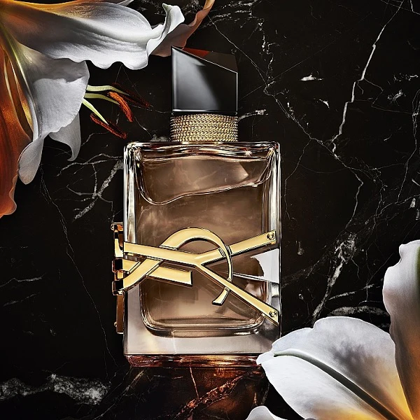 Yves Saint Laurent Libre Flowers & Flames 30ml Eau De Parfum Florale Spray - Image 5