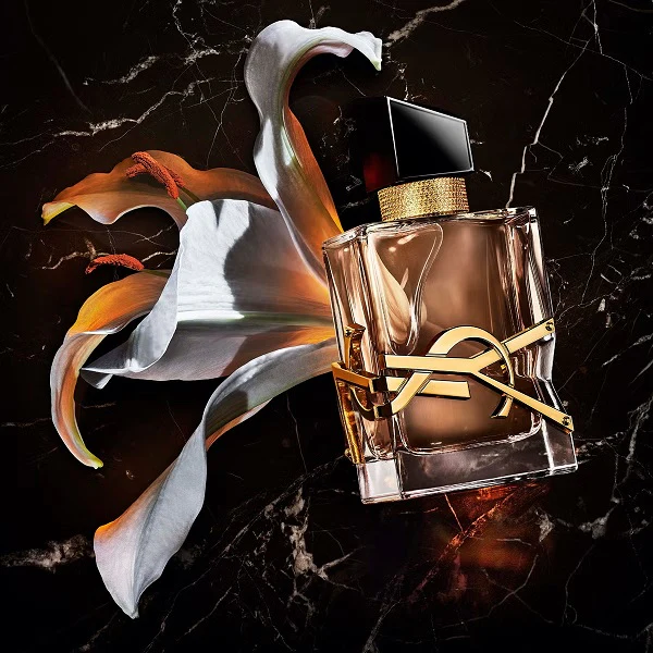 Yves Saint Laurent Libre Flowers & Flames 50ml Eau De Parfum Florale Spray - Image 3