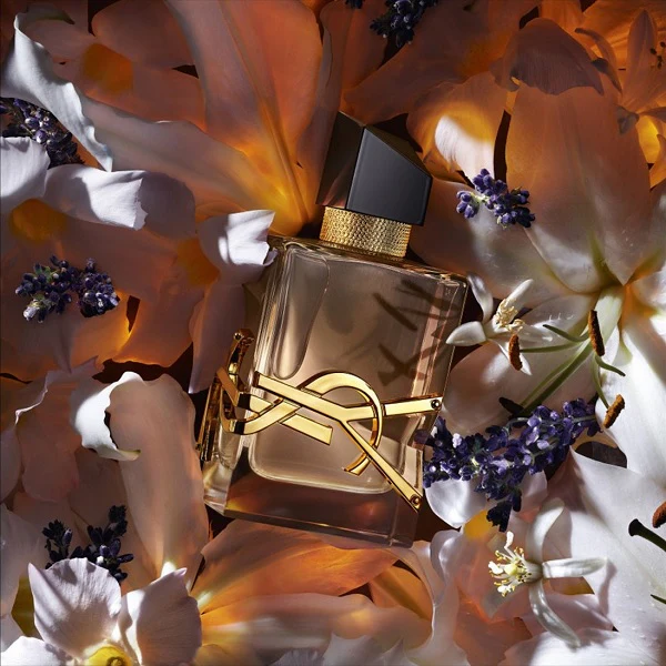 Yves Saint Laurent Libre Flowers & Flames 50ml Eau De Parfum Florale Spray - Image 4
